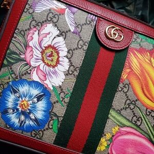 Gucci Ophidia GG Supreme Flora Small Shoulder Bag